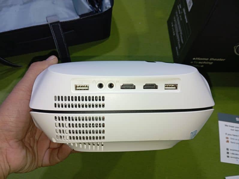 Projector wifi Bluetooth 8