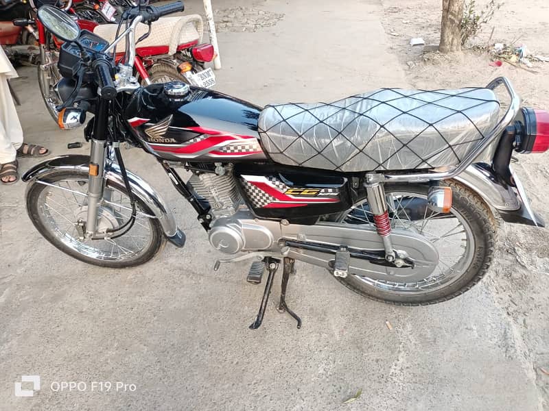 Honda CG125 2023 /24 model 3