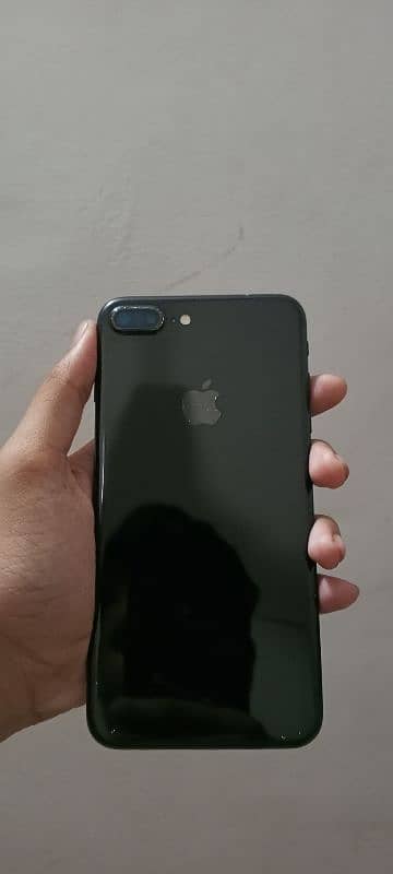 Iphone 7 Plus Pta Approved 32gb gb With Apple Original Charger Free 8