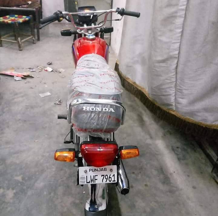 Honda CD70 2006 Model final full price 30"000 0