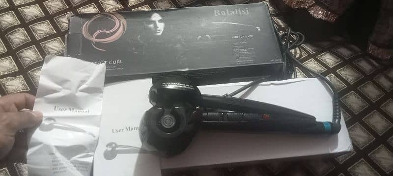 Hair curler  . 4