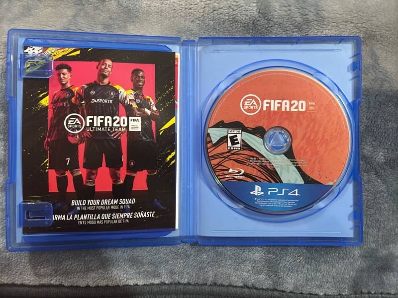 Fifa 20 ps4 game USA BOUGHT just like new 2