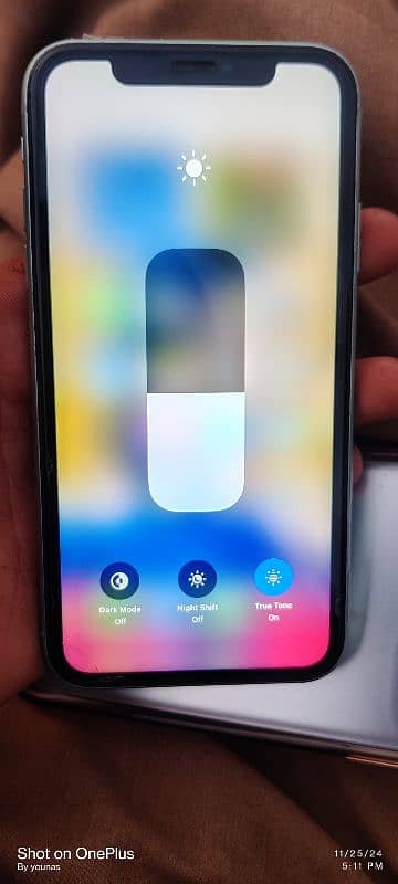 iphone 11. . 128 gb 10/10 condition 87% btry health 3