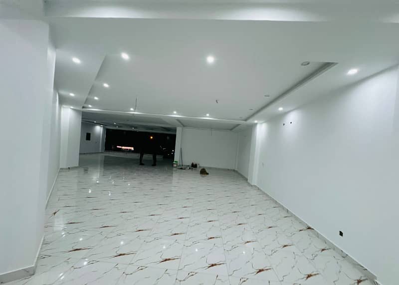 24 Marla Building ground mezzanine floor available for rent in DHA Phase 3 0