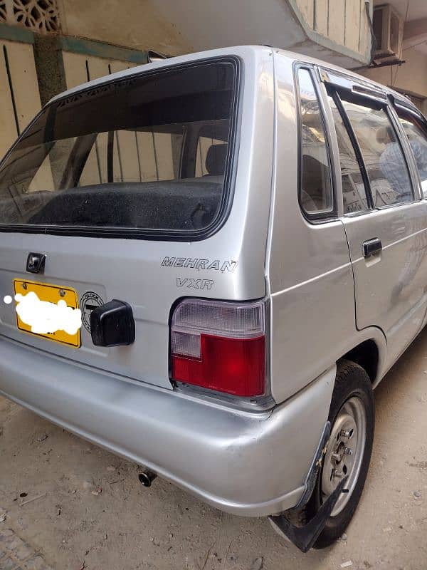 Mehran car family car used model 2002like a new contact me 03188264599 5