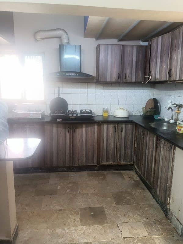 flat for sale 2 bed dd carnar mean road fecing leasd fast floor 3