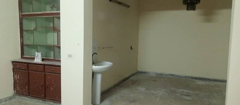 1 kanal upper portion for rent in johar view society 16