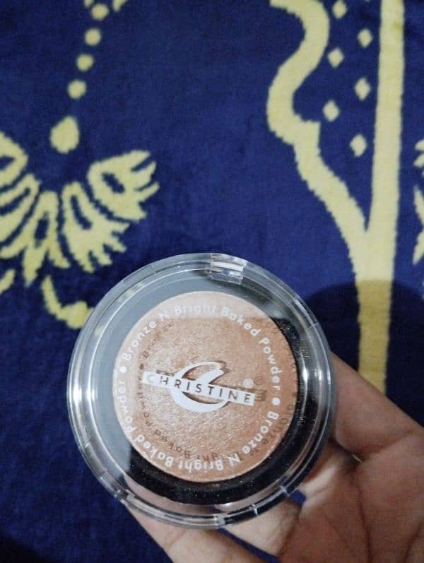 Christine Highlighter 2