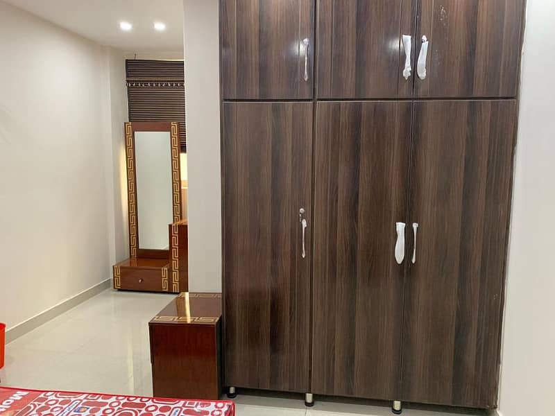 8 MARLA UPPER PORTION HOUSE FOR RENT IN BAHRIA TOWN LAHORE 8