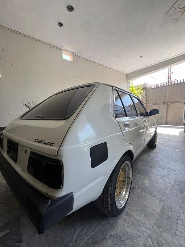 Toyota Starlet 1980 7