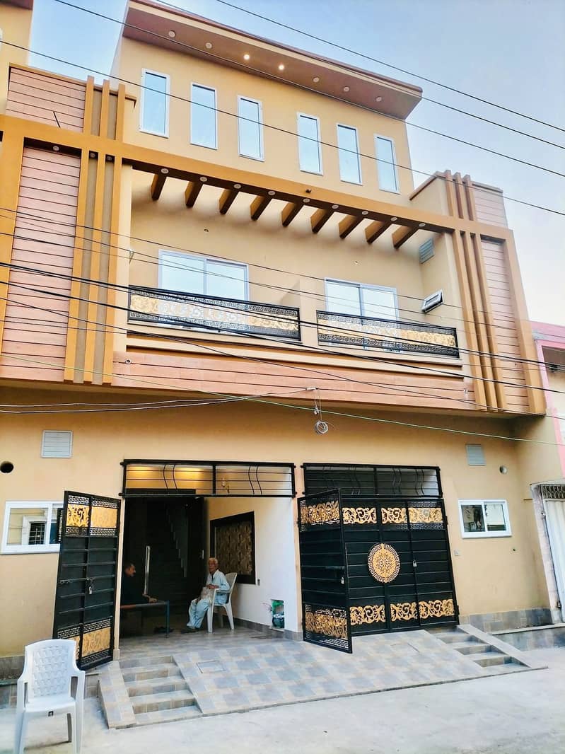 3 MARLA BRAND NEW TRIPLE STOREY HOUSE AVAILABLE FOR SALE 2