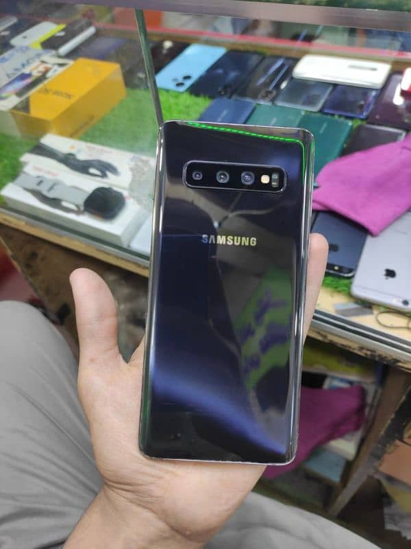 SAMSUNG S10  NON APPROVED 6/128 2