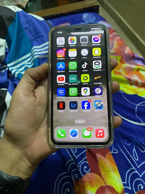 i Phone 11 Pro Max 1