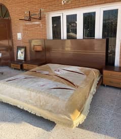 modern brown bed set