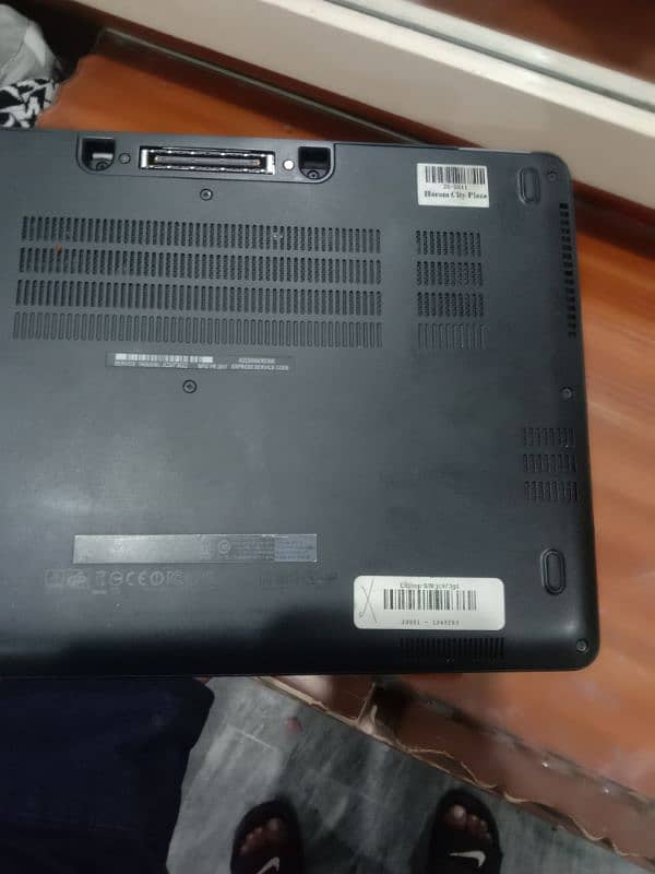 Dell latitude E7270 4