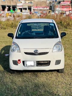 Daihatsu Mira 2011