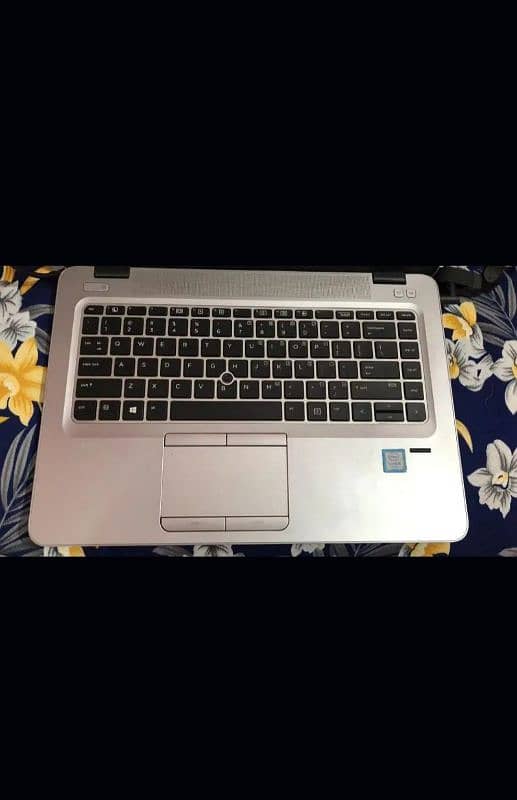 hp elitebook 840 4G i5 7th generation 1