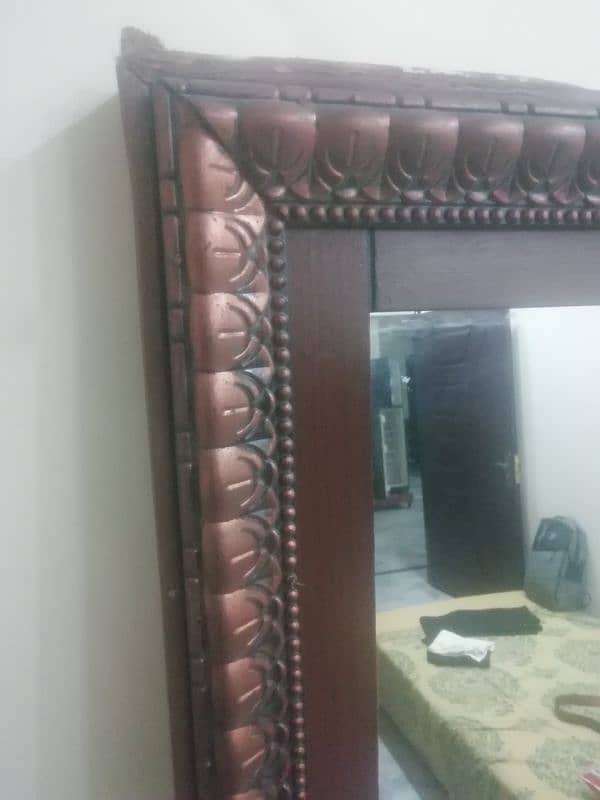 Stylish Wooden Frame Mirror 42x32 3