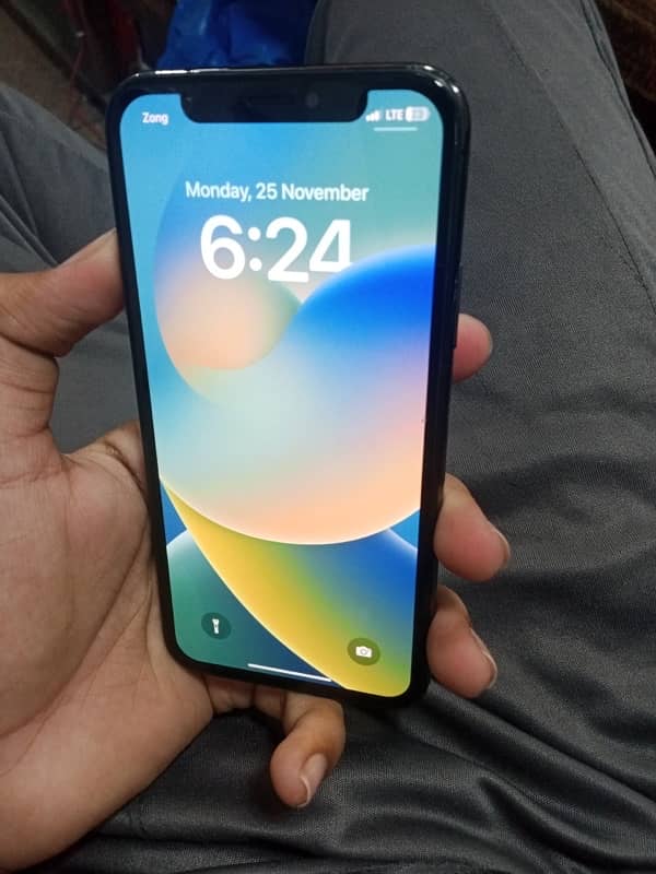 iPhone x pta approved 3