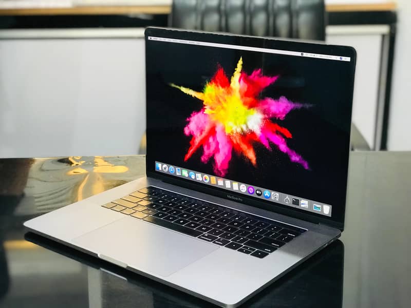 APPLE MACBOOK PRO 2018 CI9 32/512 4GB GC 15" RETINA DISPLAY 1