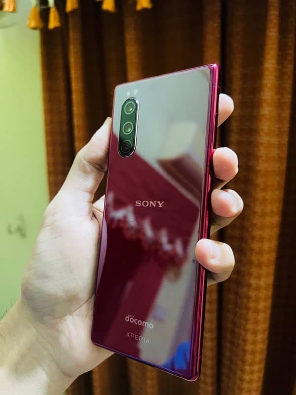 Sony Xpera 5 2