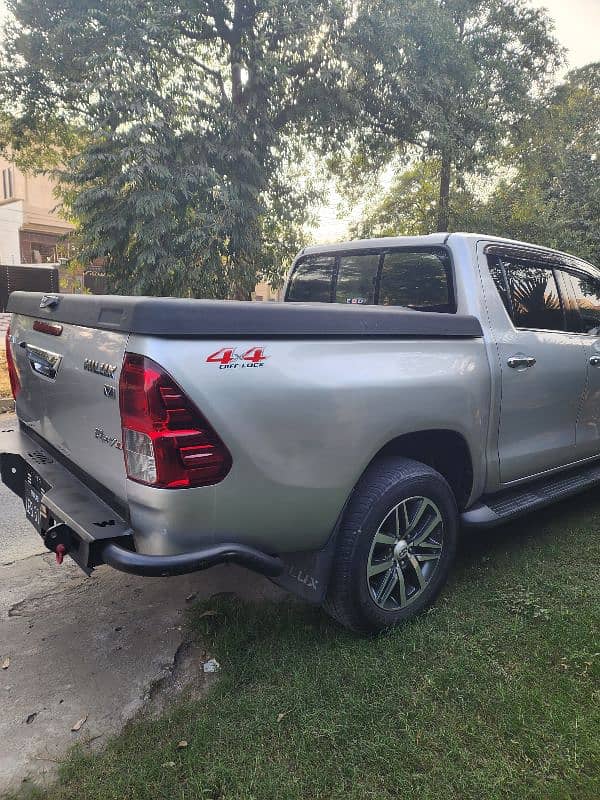 Toyota Hilux 2017 8