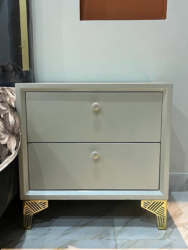 bed and 2 side tables urgent sale 6