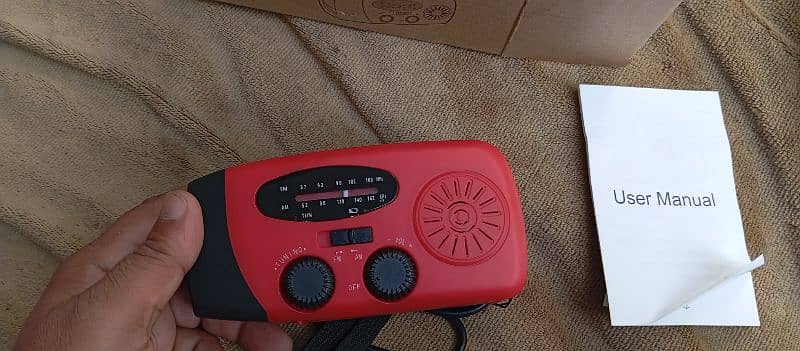 Solar Crank Radio 3