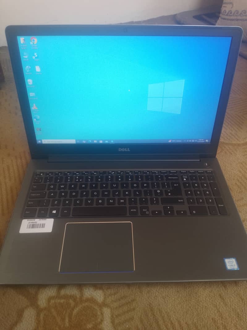 Dell vostro laptop core i5 7th generation 10/10 condition 1