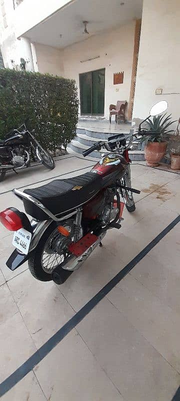 honda 125 2023 5