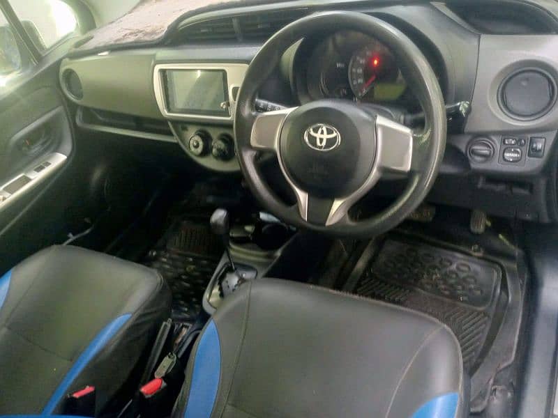 Toyota Vitz 2015 9