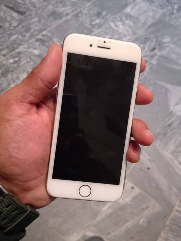 iphone 6 128 GB pta approved in good condition 9