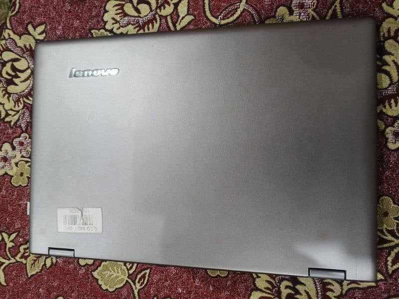 Lenovo Yoga 13 ultra slim touch screen 9