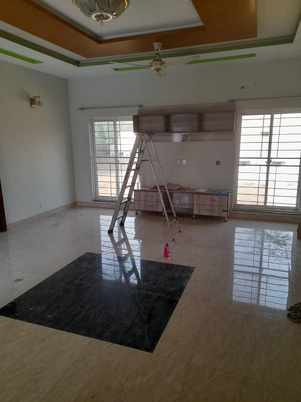 1 KANAL UPPER PORTION | LIKE NEW | FOR RENT IN JANIPER BLOCK 0