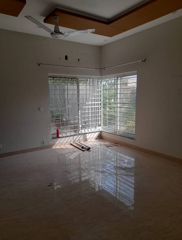 1 KANAL UPPER PORTION | LIKE NEW | FOR RENT IN JANIPER BLOCK 2