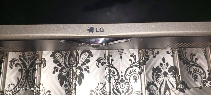 LG simple Led 5