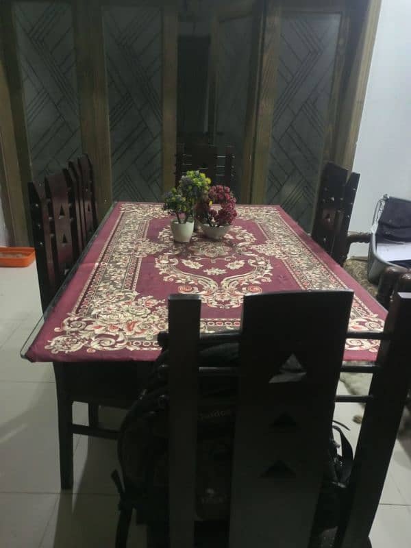 wooden Dinning table with 6 chairs 2