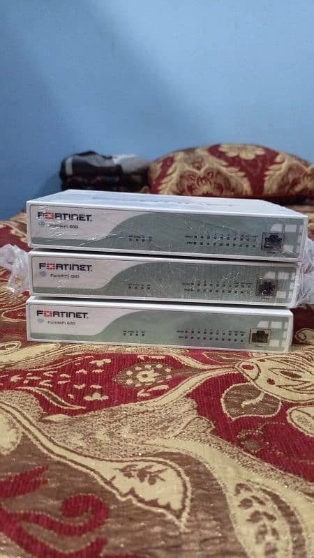 Fortinet Fortigate FortiWifi 60D, 60E, 100D, 80F, 1000D 2