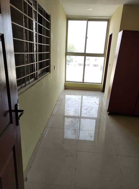 2 BED APARTMENT | AA BLOCK | FACING CANAL | NON FURNISHED | LIFT AVAILABLE 24/7 14