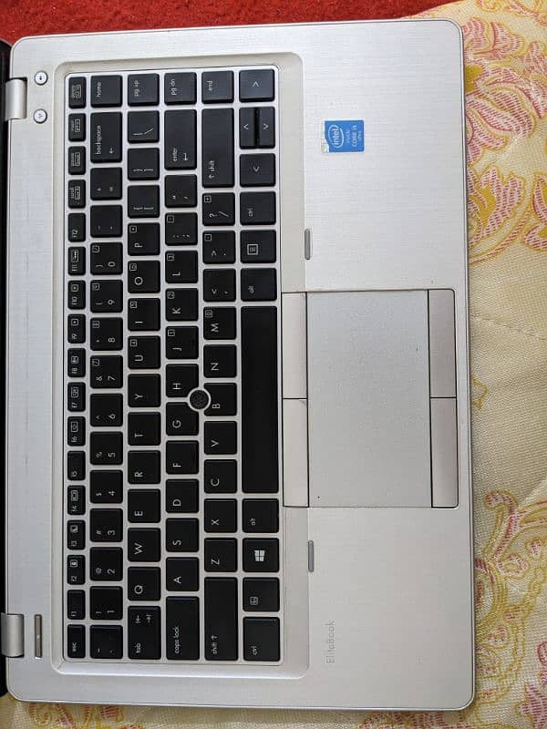 HP Folio 9480m Core I-5 4th generation 4