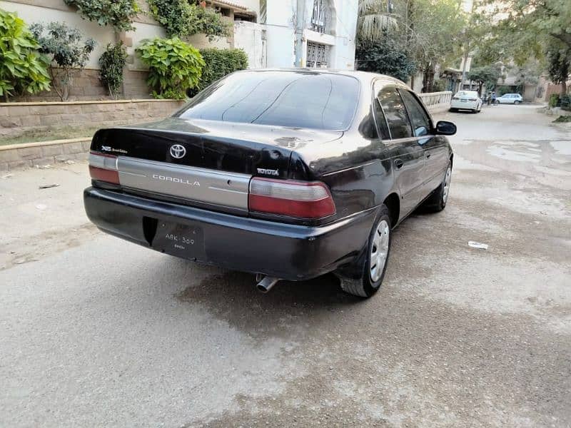 Toyota Corolla XE 1998 4