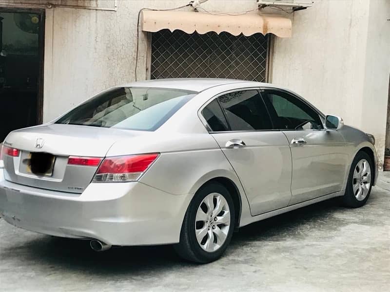 Honda Accord 2008 4