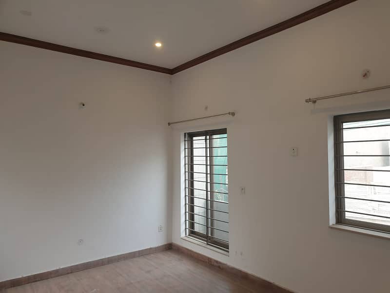 Upper Portion Flat Available for Rent in Civil Defence DHA Phase 1 Lahore 2