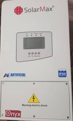 Solar max 3.6 kw 48v complete box pack. slightly used.