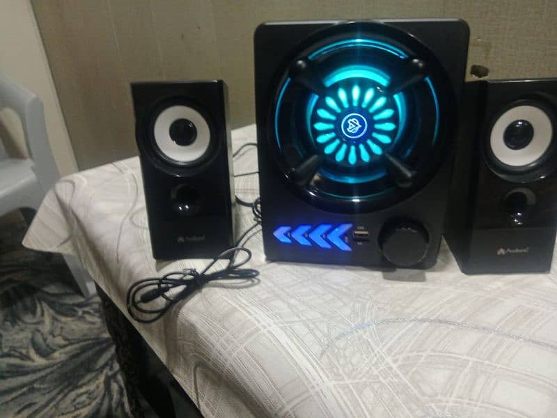 audionic subwoofer 4