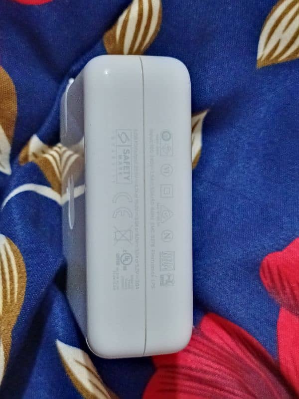 Apple 96W charger 100% Original 1