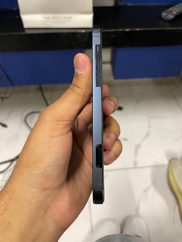 IPhone 12 Pro Non PTA 128gb 1