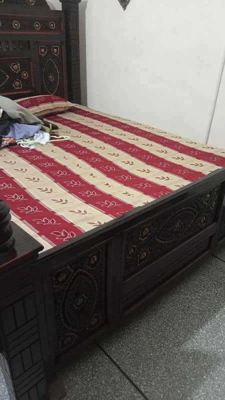 Tali wooden king bed 4