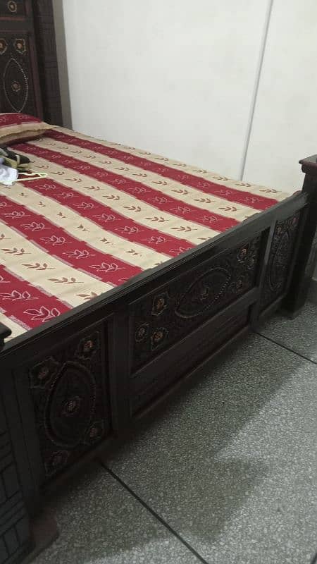 Tali wooden king bed 5