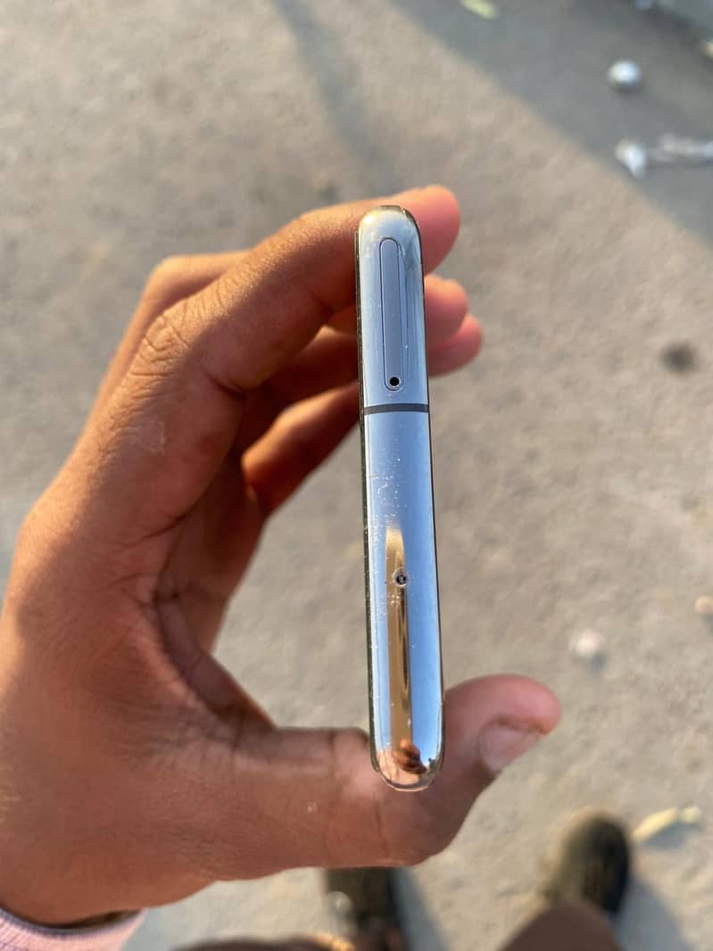 Samsung Galaxy s10 NON PTA 3